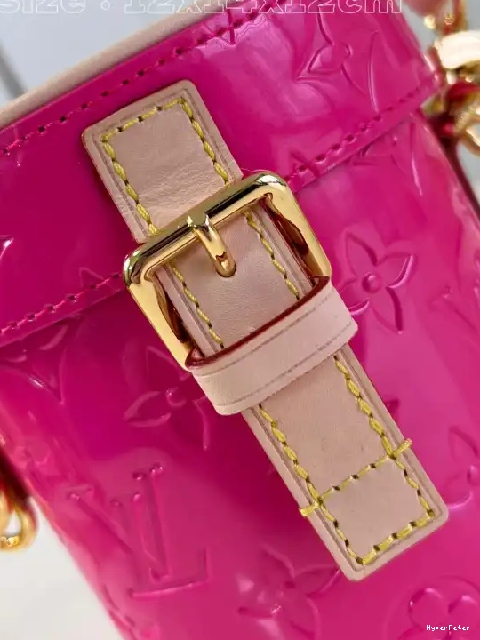 LOUIS Astor VUITTON 0523